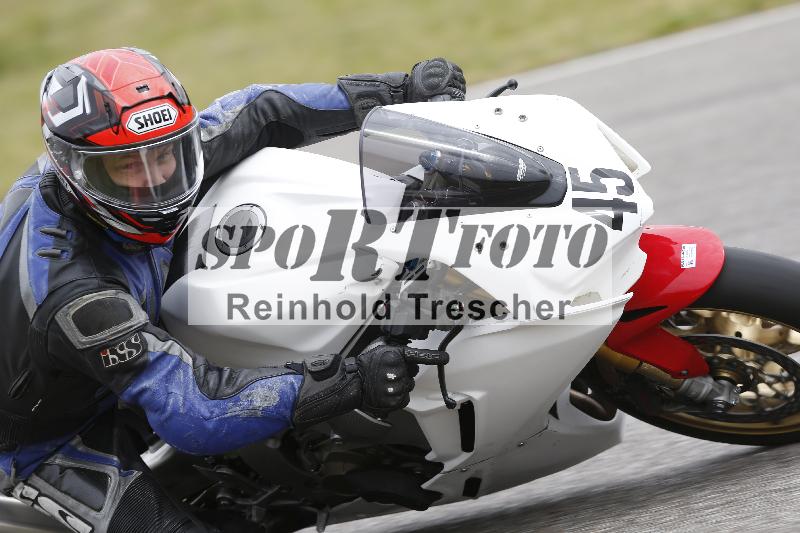 /Archiv-2024/13 22.04.2024 Plüss Moto Sport ADR/Freies Fahren/45